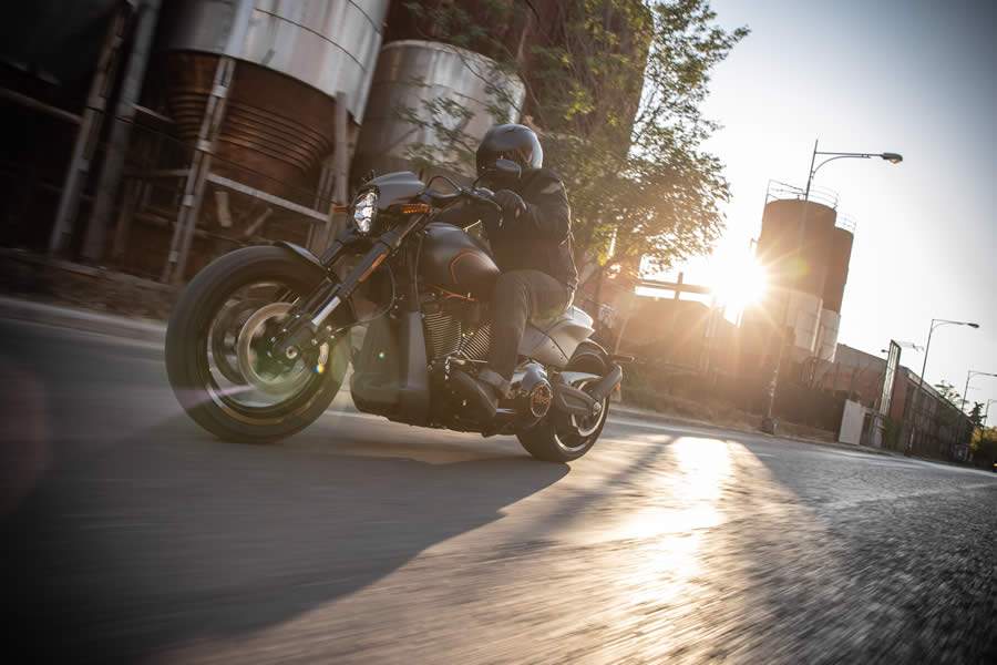 A Harley-Davidson FXDR entrega 16,11 kgf.m de torque a 3.500 rpm 