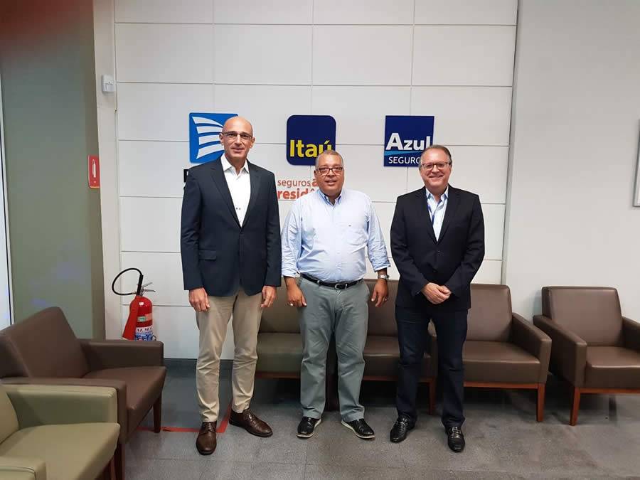 Legenda da Imagem: Sergio Mendon&ccedil;a, Fernando Vieira e Roberto Santos