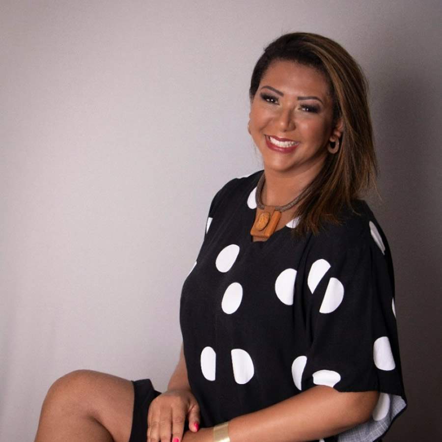 Caroline Santos - Akad - Divulga&ccedil;&atilde;o