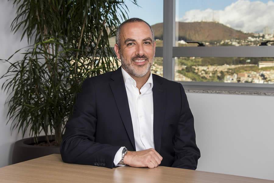 Claudio Lendecker assume a diretoria comercial - Clara Vasconcelos