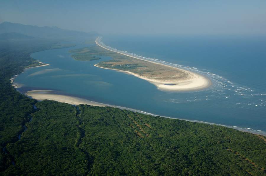 Parque Nacional do Superag&uuml;i, em Guaraque&ccedil;aba (PR). Foto: Zig Koch