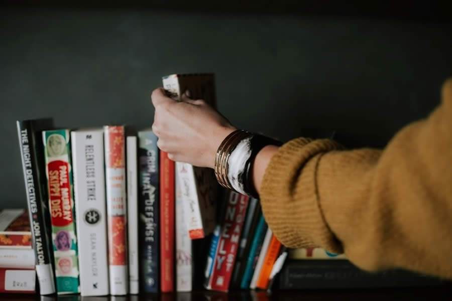 Neg&oacute;cios na pandemia: 5 livros que podem ajudar voc&ecirc; e sua empresa a se destacarem no ambiente digital