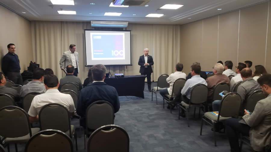 AIG visita diferentes cidades para promover treinamento sobre riscos em maquin&aacute;rio