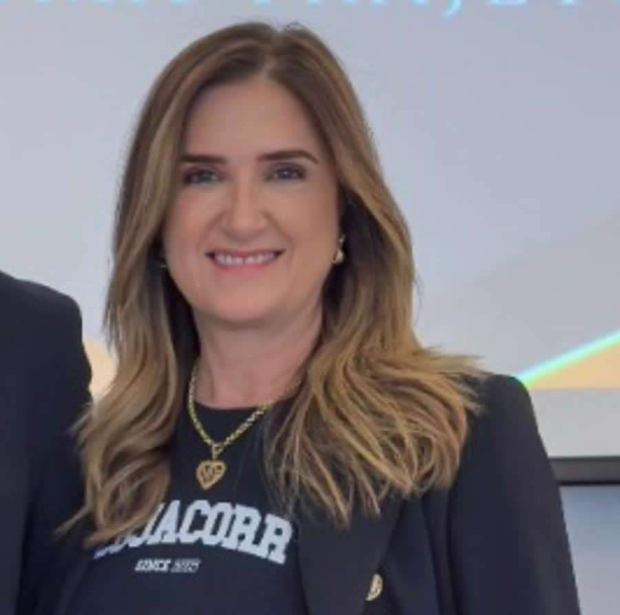  Foto: Marcia Maria Moura Pedrosa, concession&aacute;ria respons&aacute;vel pela Unidade Vale do A&ccedil;o da Lojacorr Seguro - Divulga&ccedil;&atilde;o