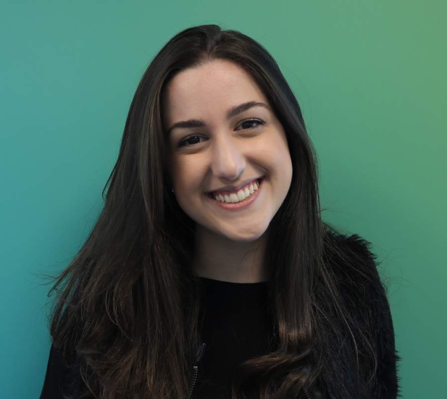 Safira Dib Fernandez, analista de treinamento na Creditas