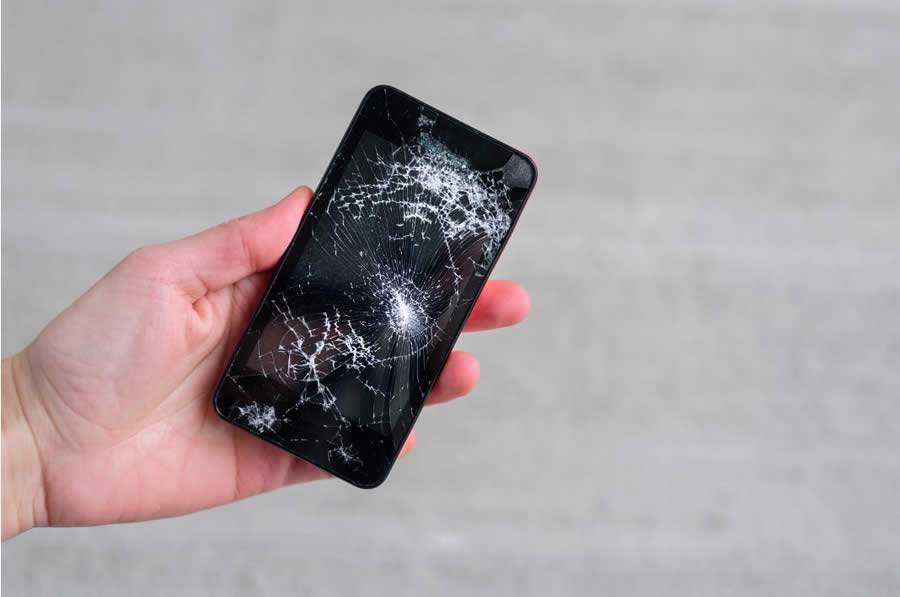 Celular Quebrado? Guia Para Economizar em Tempos de Crise