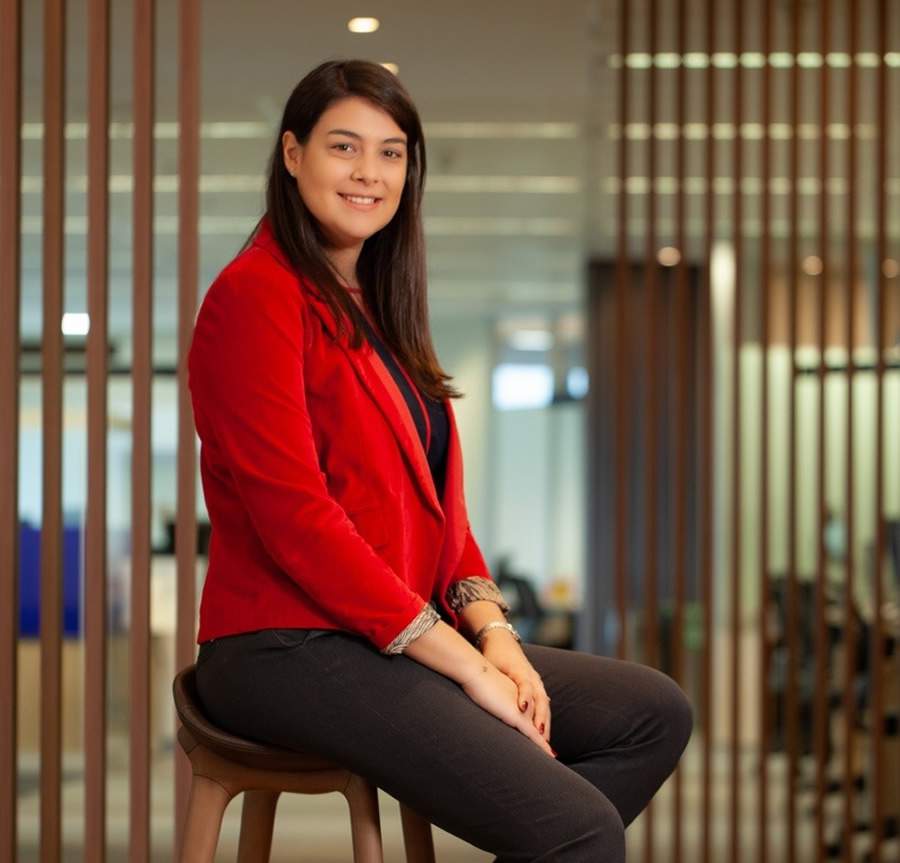 Luc&iacute;a Sarraceno, Diretora de Marketing e Clientes