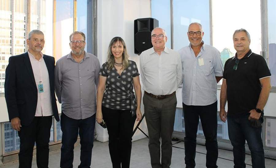  Diretoria do CCS-SP: Marco Cabral, &Aacute;lvaro Fonseca, Marcia Del Bel, Evaldir Barboza de Paula, Gilberto Janu&aacute;rio e Edmar Fornazzari