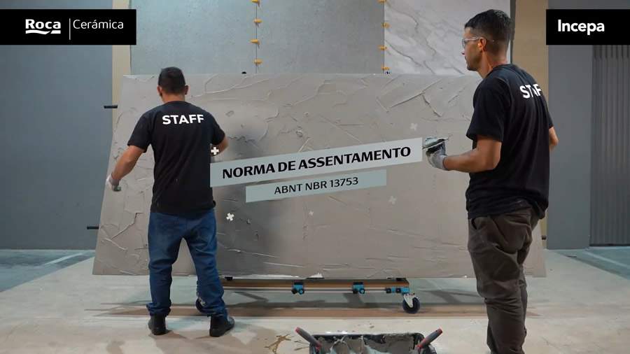 Fabricante das marcas de revestimentos Roca Cerámica e Incepa, a Roca Brasil Cerámica sabe que a informação sobre como calcular a quantidade de revestimentos é essencial para não levar para a obra nem a mais, nem a menos| Imagem: Divulgação Roca Cerámica