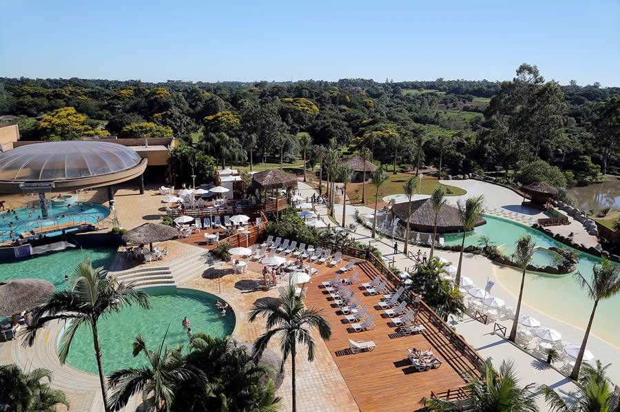 Foz do Igua&ccedil;u tamb&eacute;m &eacute; sin&ocirc;nimo de Carnaval e muita folia