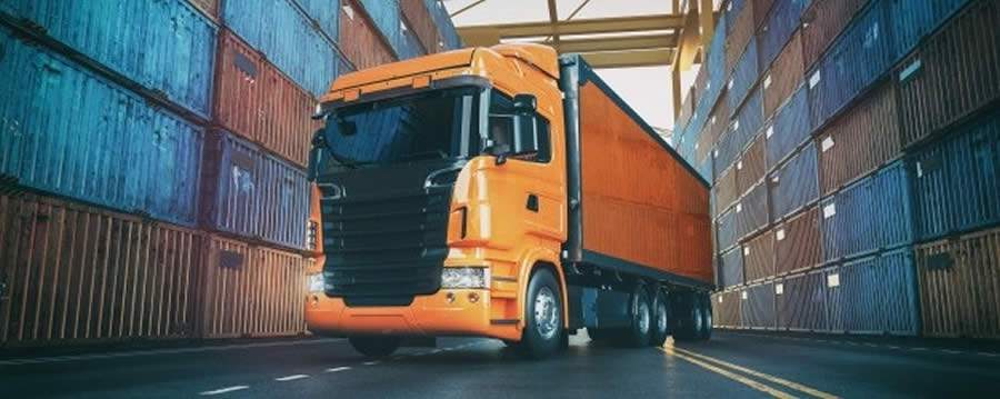 Alugar caminhões é alternativa para enfrentar a falta de crédito na crise