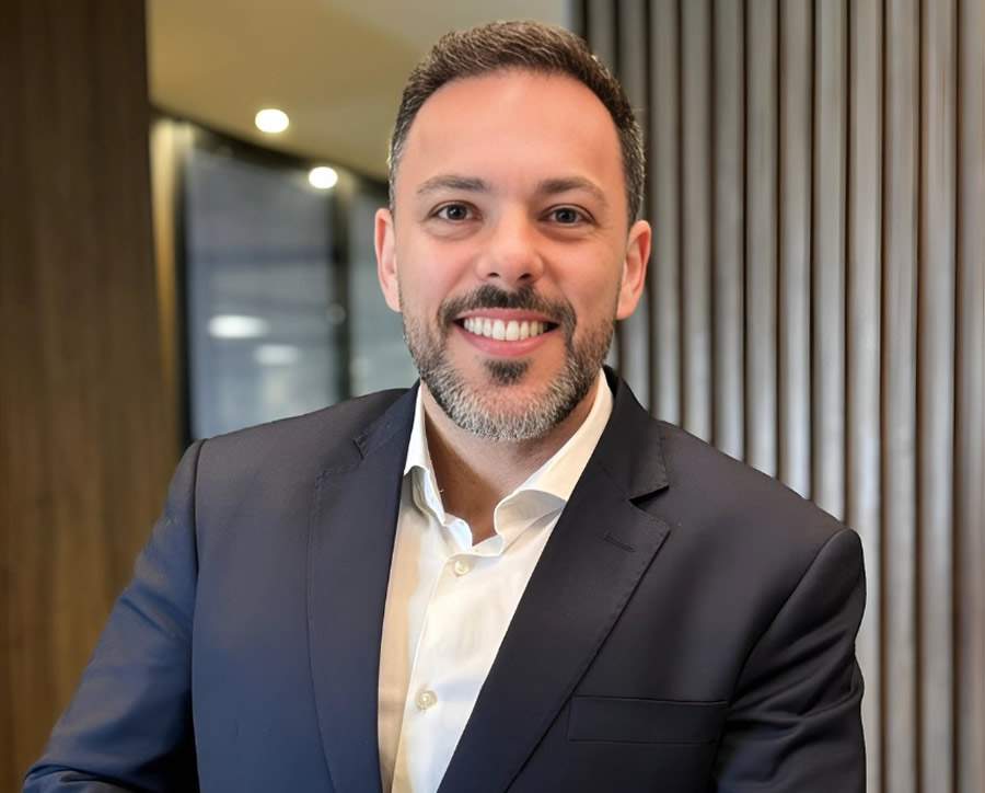  Luis Henrique Borrozzino , s&oacute;cio do escrit&oacute;rio M3BS Advogados e membro da Comiss&atilde;o de Direito do Trabalho da OAB SP