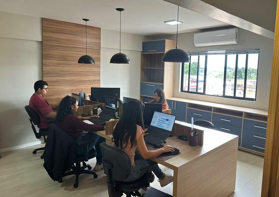 IA impulsiona busca por outsourcing de TI e reduz tempo de contrata&ccedil;&atilde;o em at&eacute; 82%