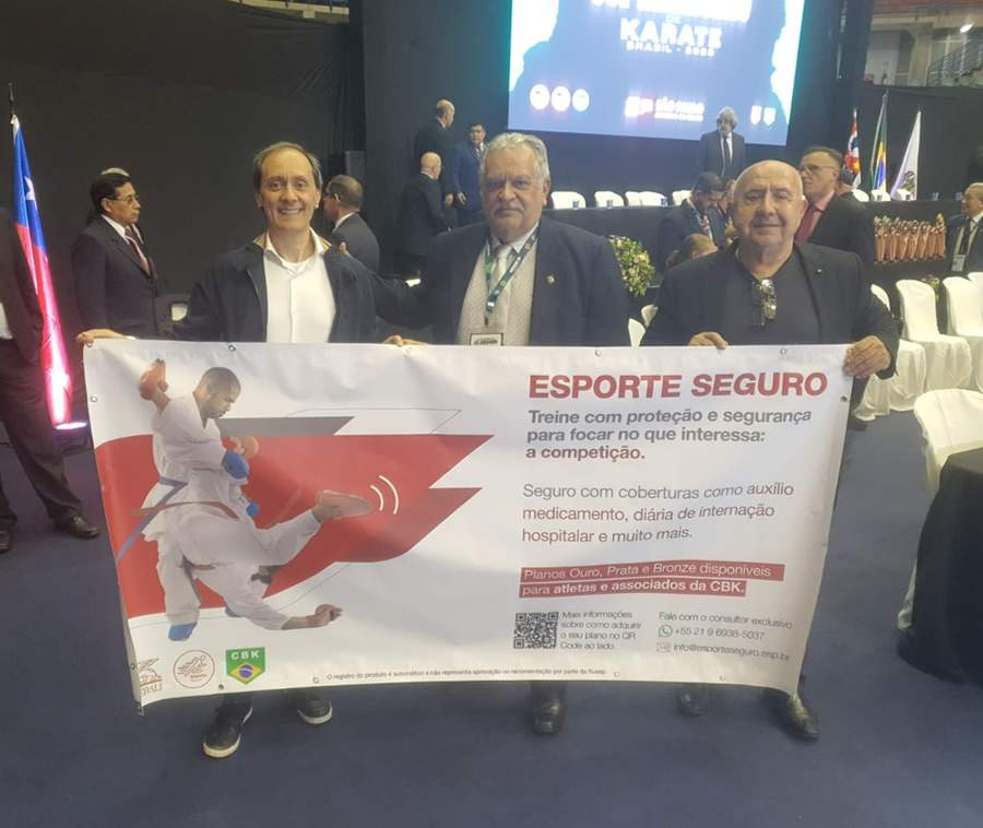 I Na foto, da esquerda para a direita: Stefano Convertino, Diretor da Generali; Luiz Carlos Cardoso do Nascimento, Presidente da Confedera&ccedil;&atilde;o Sul-americana de Karat&ecirc;; Alfredo Apicella, Delegado do Comit&ecirc; Ol&iacute;mpico Italiano e Consultor Esportivo.