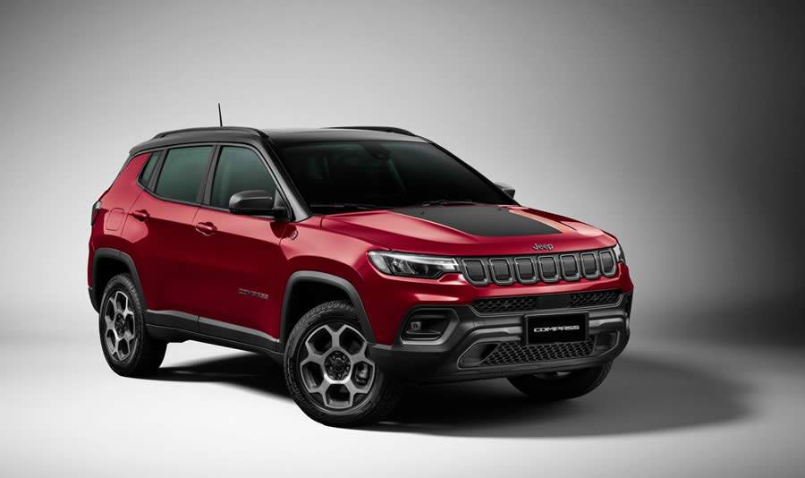 Compass liderou SUVs em agosto