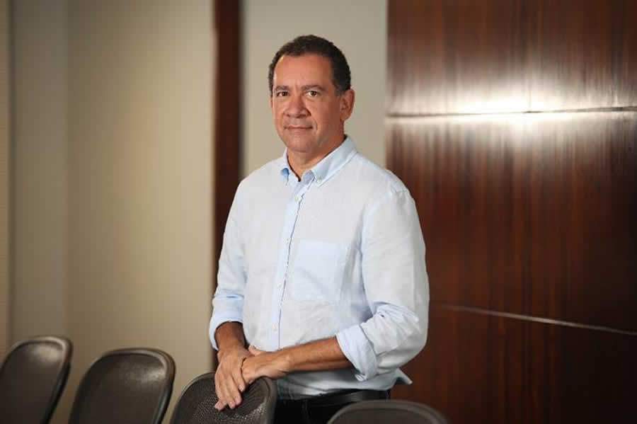  Dyogo Oliveira, presidente da CNseg