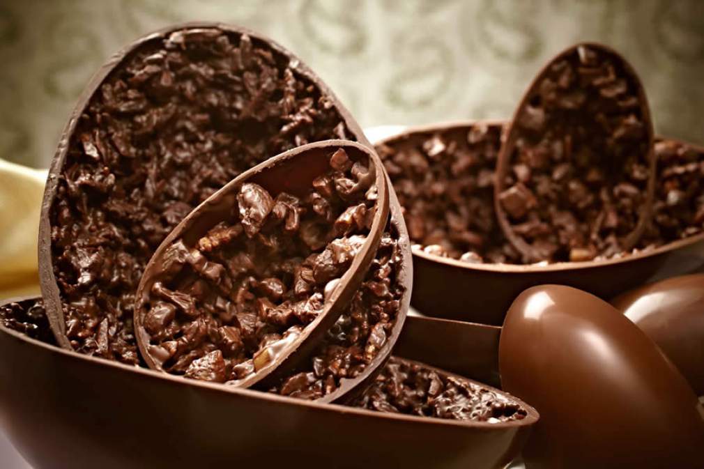Guia de páscoa: o bem e o mal que cada ovo de chocolate pode fazer para a pele, circulação e saúde