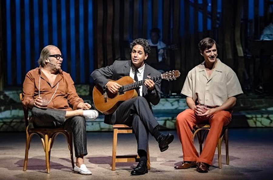 Cena de “Tom Jobim Musical” no Teatro Casa Grande (RJ) - Foto: Caio Gallucci