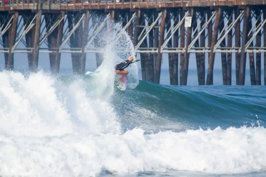  Tatiana Weston Webb em Oceanside, Calif&oacute;rnia, no domingo (cr&eacute;dito Stein Metz/WSL)