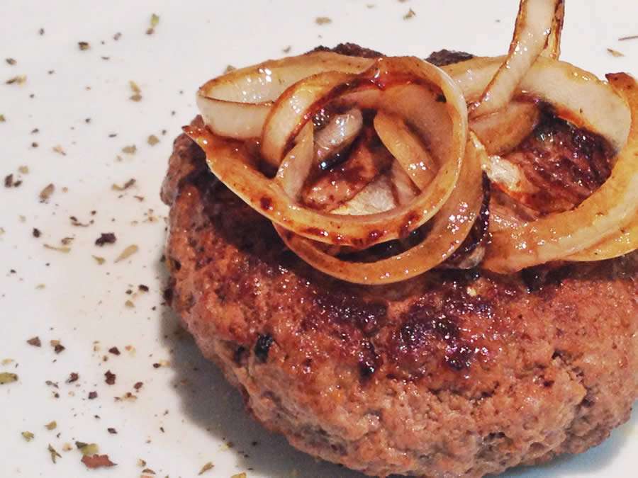 Hambúrguer recheado com provolone REGINA