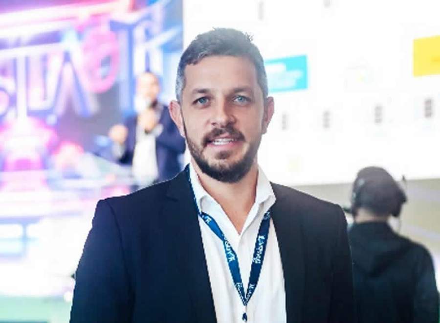 Gabriel Nery, Superintendente de Experiência Digital, Inovação e Inteligência Artificial da Tokio Marine