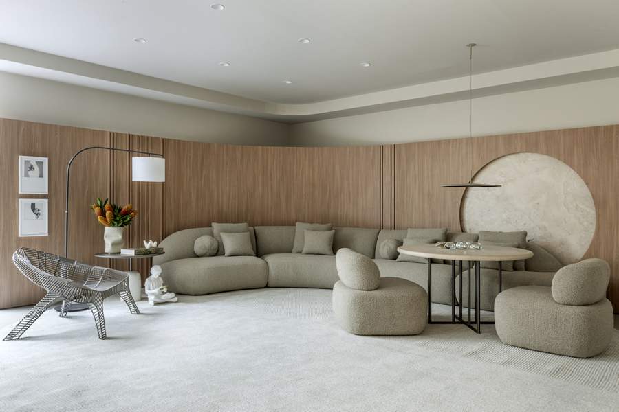 Ambiente da Sala das Lobas, idealizado pela S&aacute;|Spessatto, na Mostra Artefacto Goi&acirc;nia 2024 - Edgar Cesar