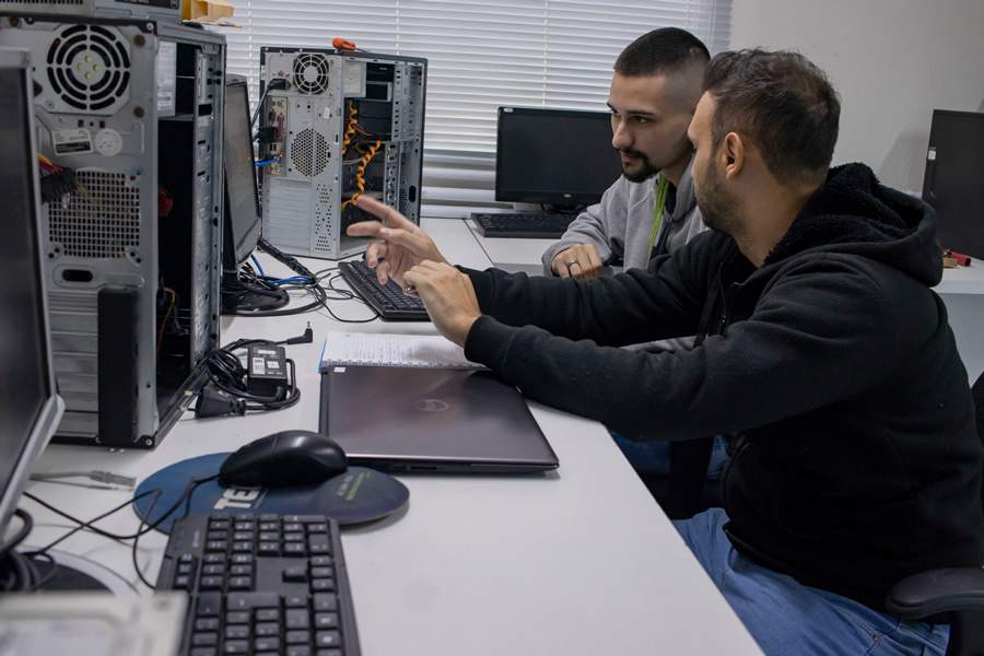 Cinco dicas para manter sua empresa protegida de ataques cibern&eacute;ticos