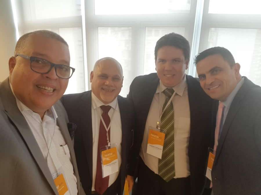  Fernando Vieira e os executivos da Mapfre: Marcos Ferreira, Leandro Carvalho e Marcos Hannickel 