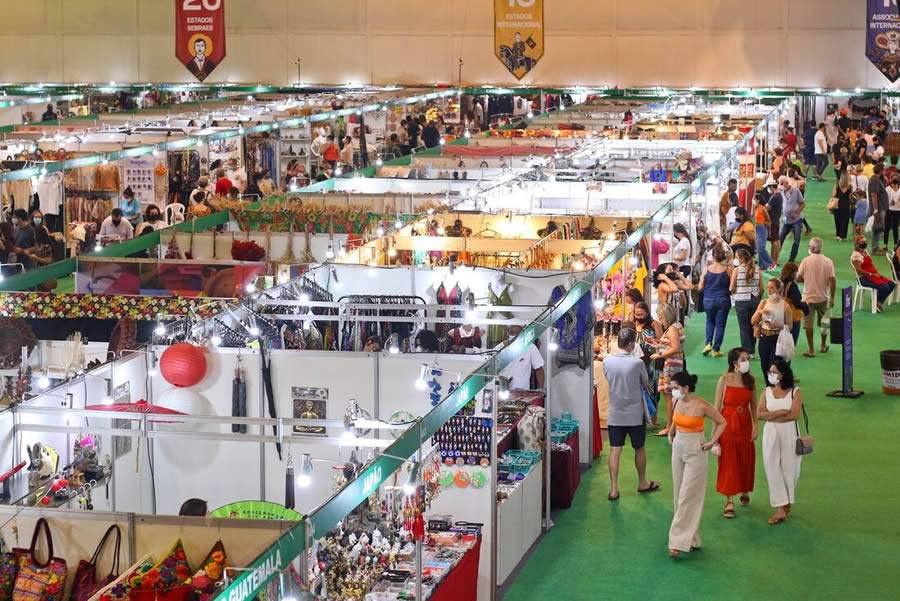 Artesãos paulistas ganham oportunidade para expor seus trabalhos na Fenearte 2024