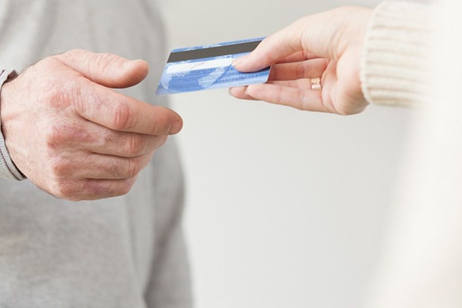 Advogada comenta os direitos do consumidor e as car&ecirc;ncias nos planos de sa&uacute;de empresariais