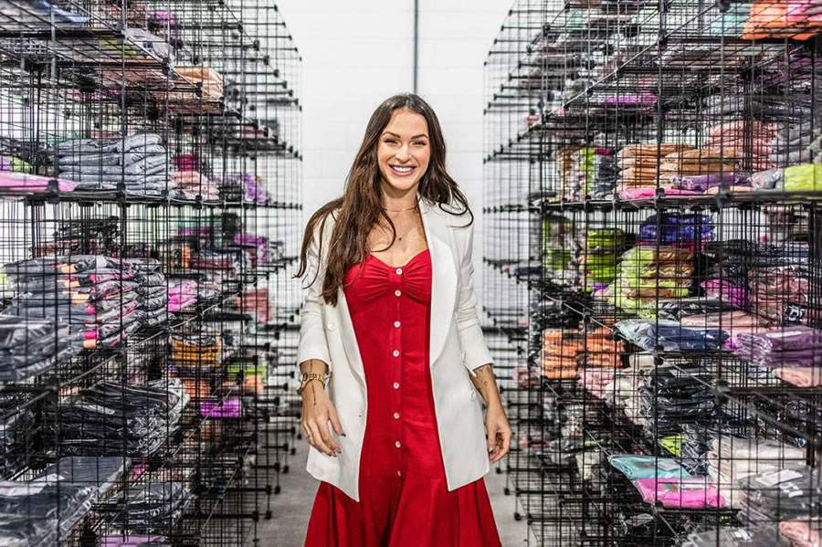 E-commerce de vestu&aacute;rio fitness Agua Azul. - Cr&eacute;dito Divulga&ccedil;&atilde;o