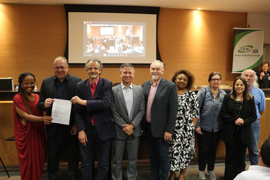 Foto: Cerim&ocirc;nia de assinatura do contrato ! Divulga&ccedil;&atilde;o