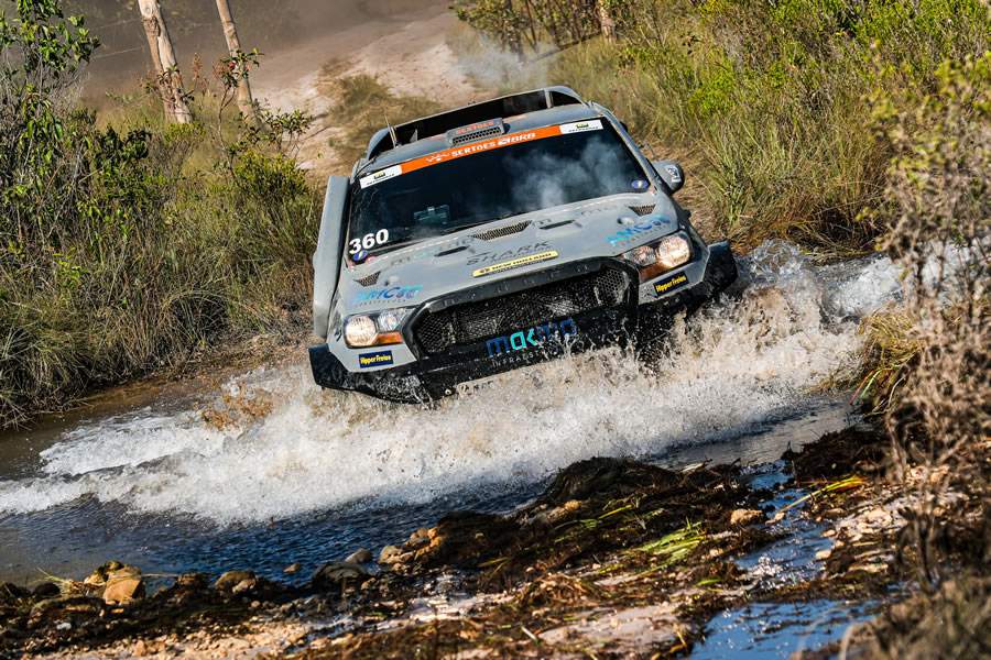 Sert&otilde;es segue agora rumo a Formosa, GO, em 634 km, com 218 km de especial (Doni Castilho/ Fotop) 