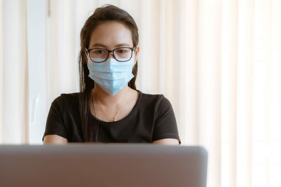 Procura por sessões via internet de terapia e grafoterapia aumentam em meio à pandemia do COVID-19