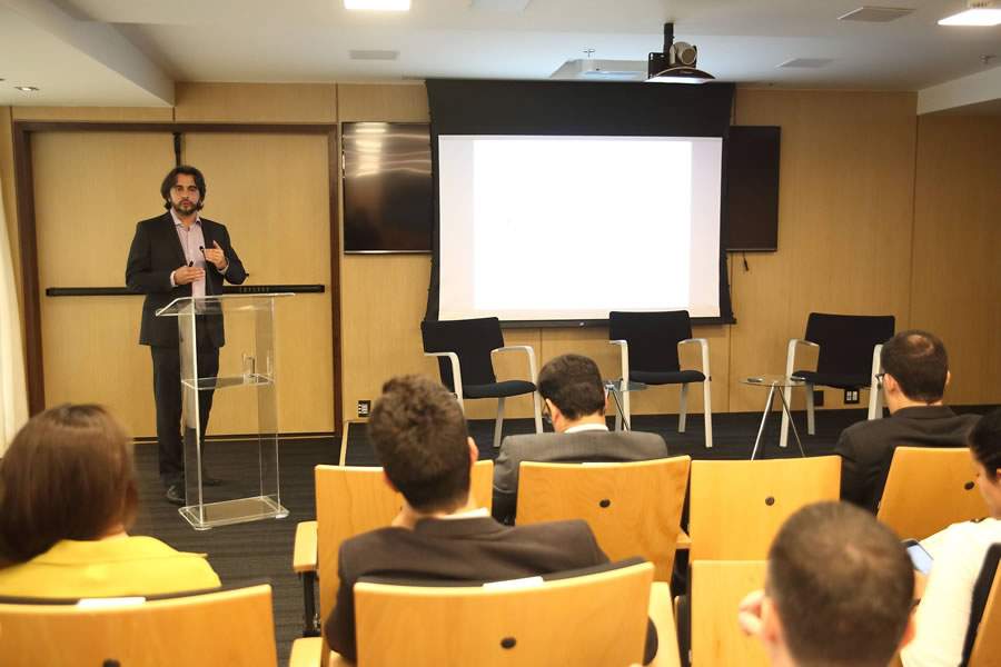 Ciclo AIR Fl&aacute;vio Saab ANVISA