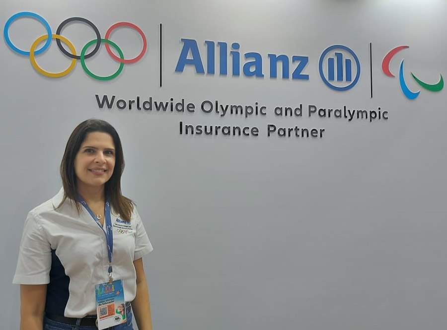 Karine Barros - Cr&eacute;dito_Divulga&ccedil;&atilde;o Allianz Seguros
