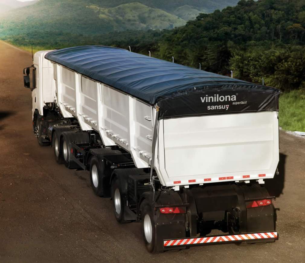 Vinilona Superfácil traz segurança para a carga e caminhoneiro