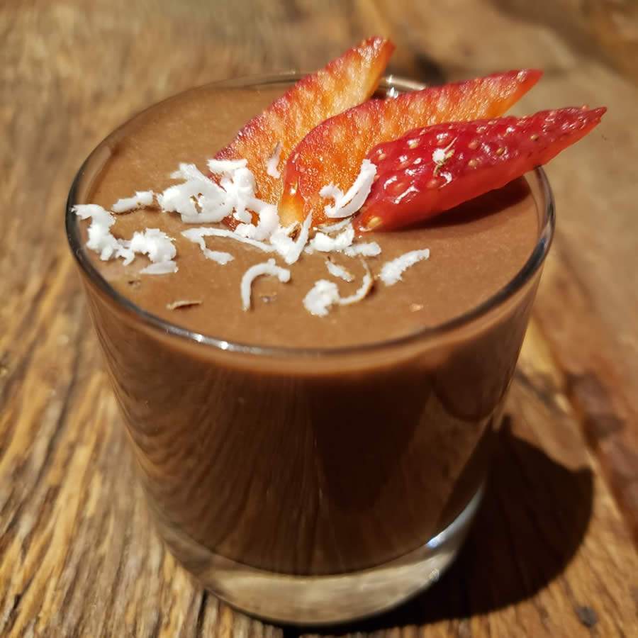 Dia mundial do veganismo: Chef ensina a receita de um delicioso mousse de inhame vegano