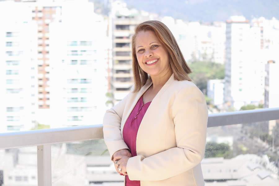 Andréa Ladislau - Pedro Costa