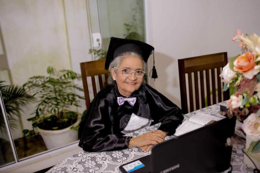 Conceição de Maria Gonçalves, em sua festa de formatura (Acervo Pessoal) - Agência Educa Mais Brasil