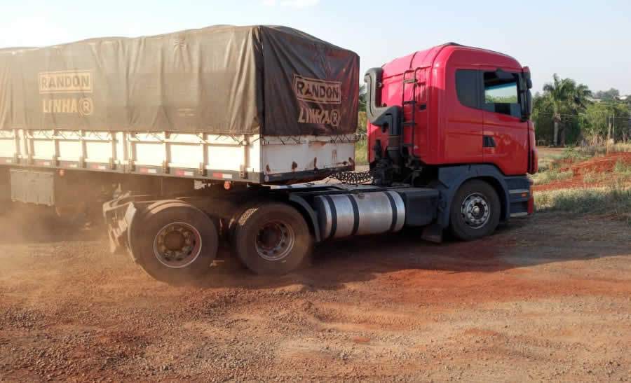 Caminhão com cor, vidros e chassi adulterados é recuperado no Paraná, graças a rastreador