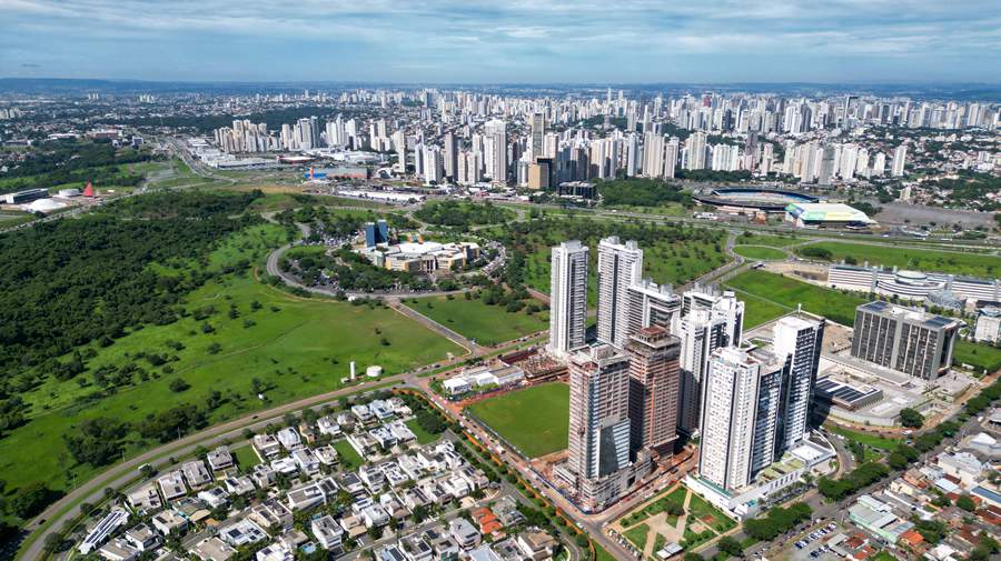  Imagem a&eacute;rea mostra a regi&atilde;o ao lado da GO 020 em pleno desenvolvimento. Complexo residencial Europark est&aacute; sendo implantado nas proximidades do Pa&ccedil;o Municipal, sede da Alego e Parque do Cerrado - Divulga&ccedil;&atilde;o