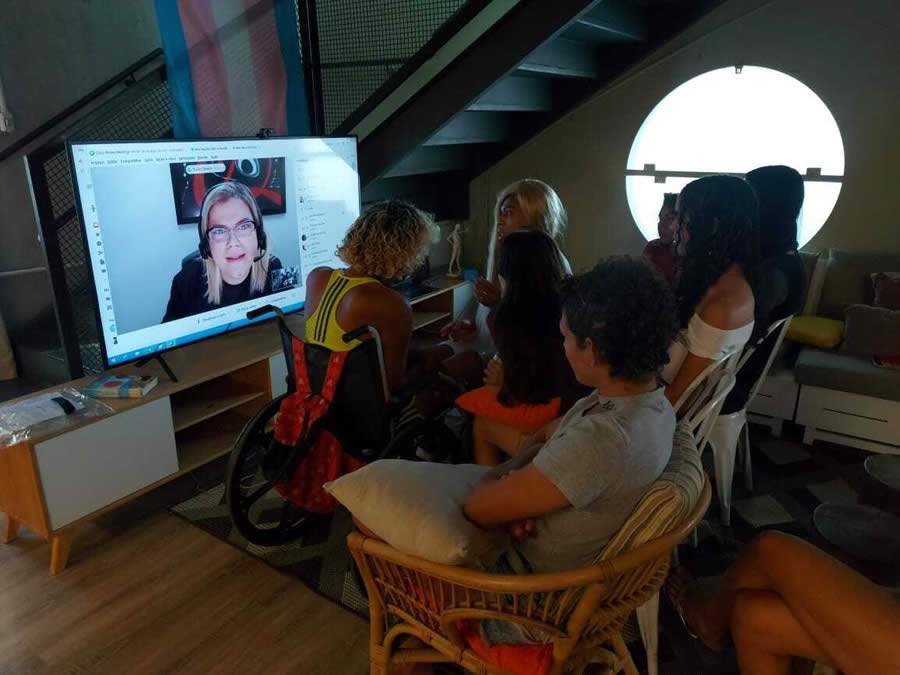 No M&ecirc;s do Orgulho LGBTQ+, AIG Seguros promove a&ccedil;&otilde;es de conscientiza&ccedil;&atilde;o e voluntariado junto a mulheres trans