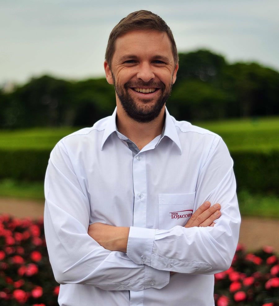 Diogo Arndt Silva, assume presidência da Rede Lojacorr.