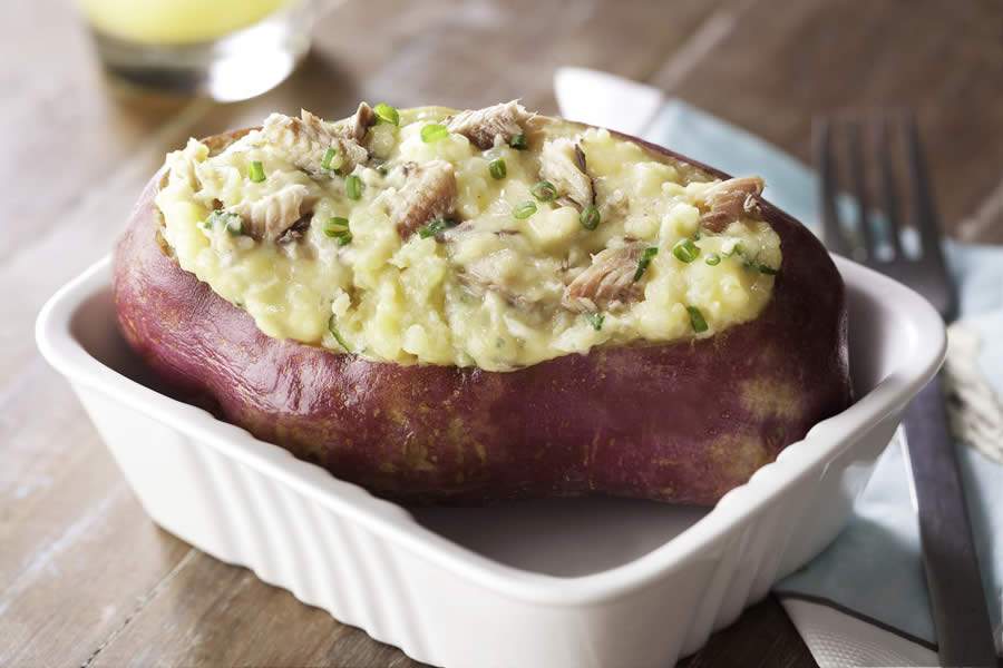 Batata Doce Recheada com Sardinha Para o Cardápio da Quaresma