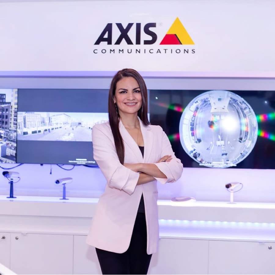 8M: A hora da tecnologia abra&ccedil;ar a equidade