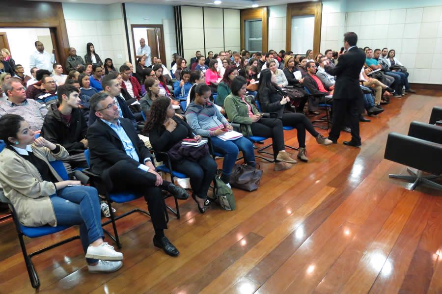 Profissionais aproveitam a oportunidade para se reciclarem