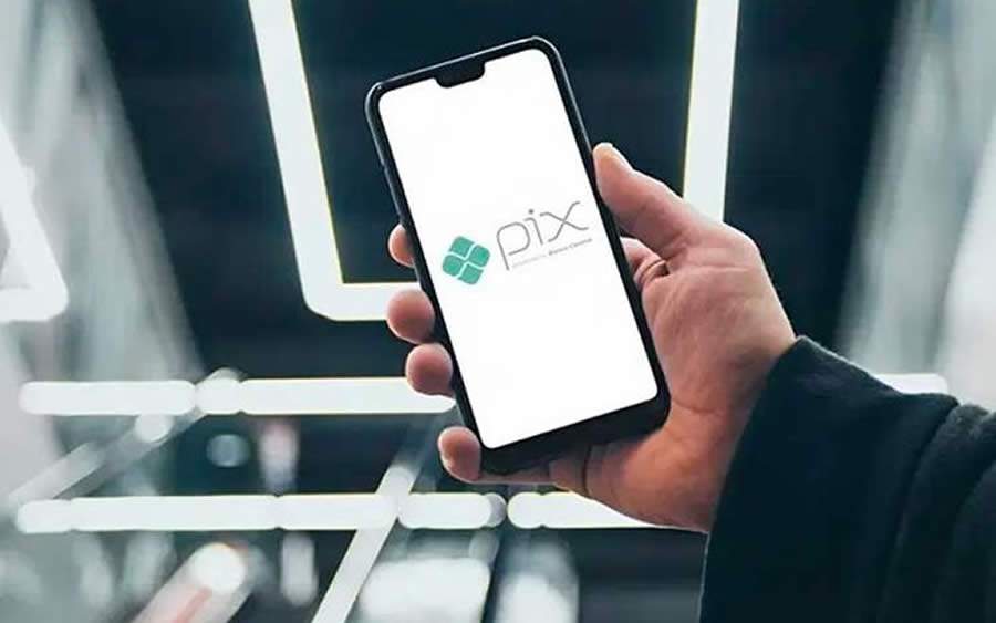 PIX: saiba como se prevenir de golpes