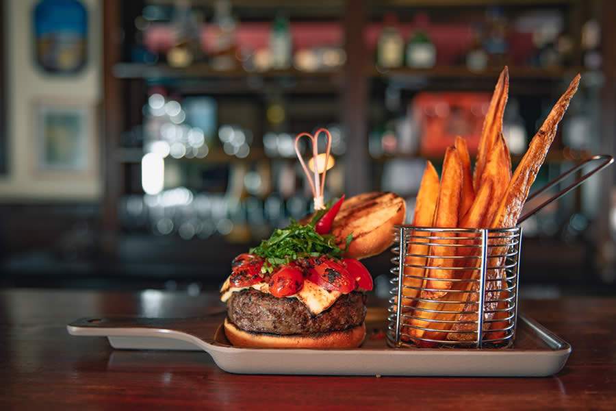 Chefs ensinam 3 receitas fáceis de Hambúrguer para fazer em casa