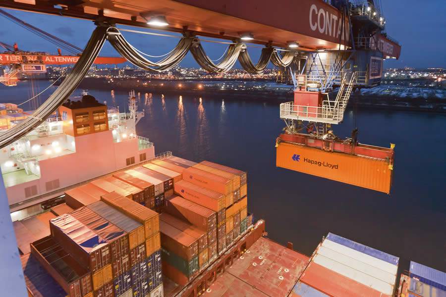 Hapag-Lloyd encomenda mais seis navios porta-cont&ecirc;ineres ultra grandes de mais de 23.500 TEU